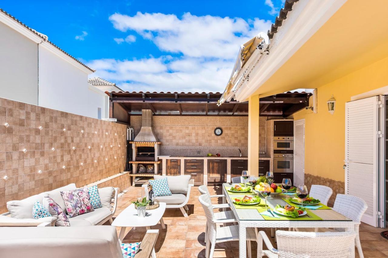 Beautiful Villa Anna With Heated Pool Costa Adeje  Buitenkant foto